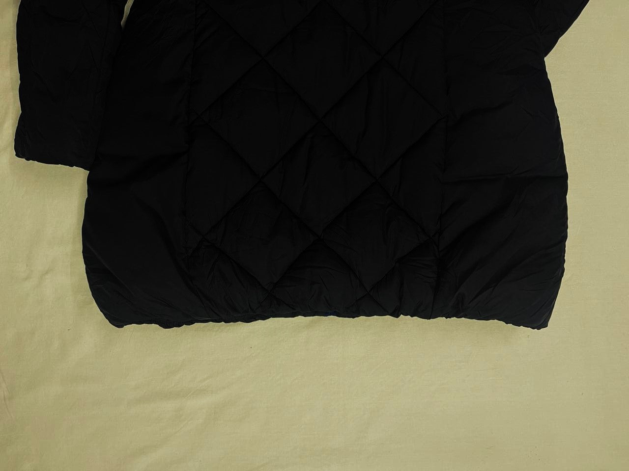 THE EAST SHOP Long Puffer Jacket – Black (Girls M)