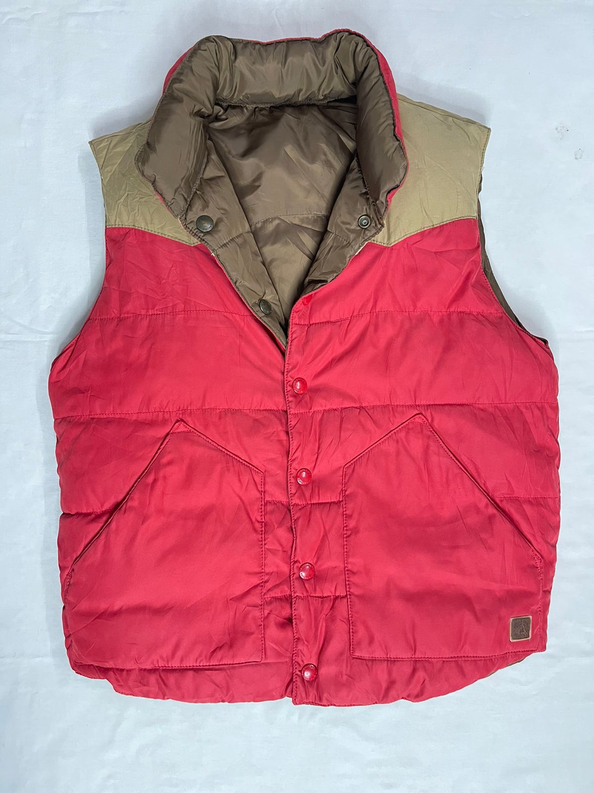 OUTING CLUB Reversible Sleeveless Jacket – Unisex Medium