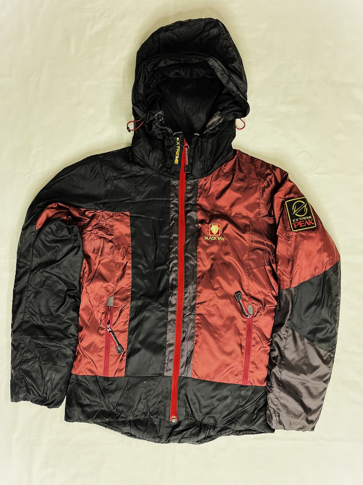 BLACK YAK Hooded Bomber Jacket – Black × Dark Champagne (Unisex M)