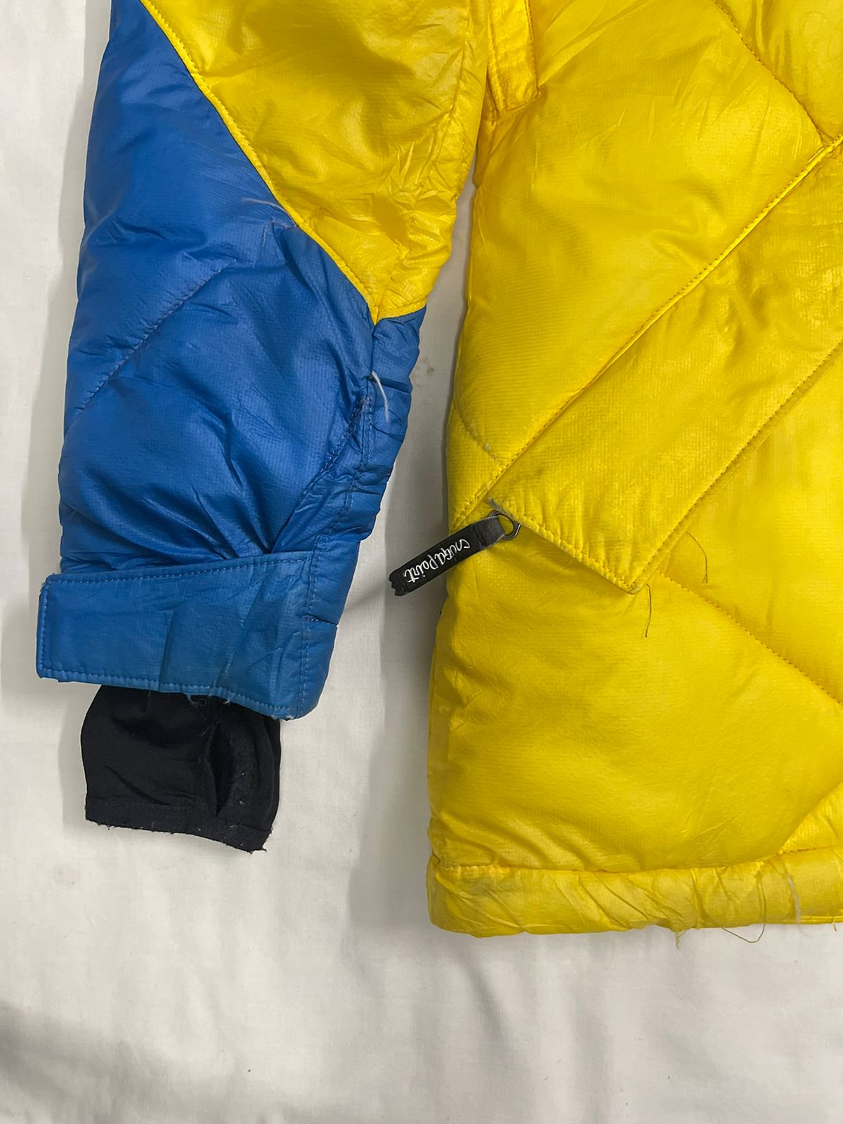 SUGA POINT Down Jacket – Blue/Yellow – Men’s M