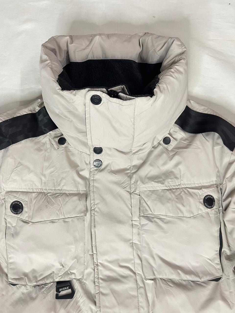 AVEKA Heavy Duty Outdoor Jacket – Large (Men’s)