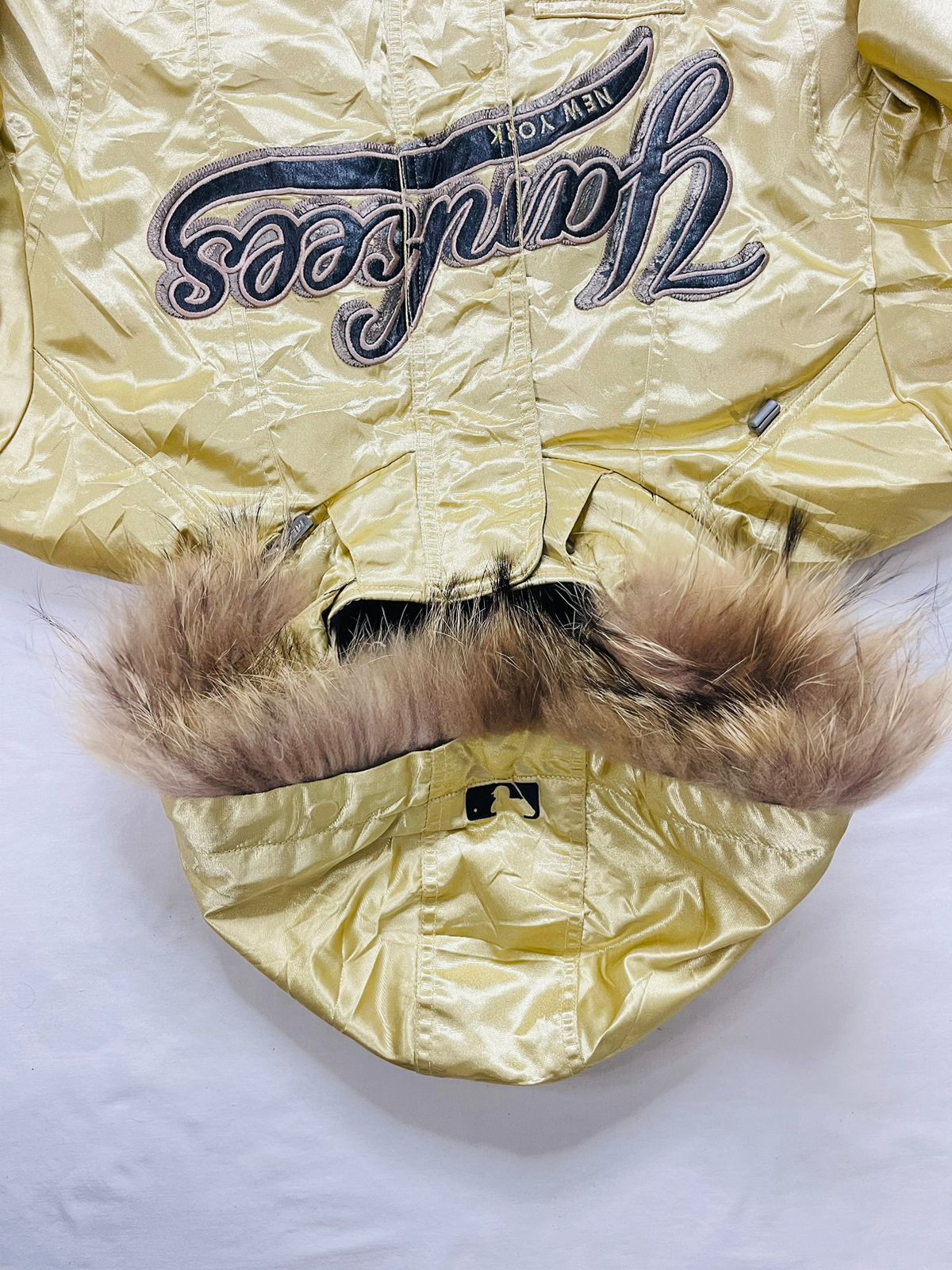 YANKEES Golden Luxury Jacket – Unisex – USA Size L