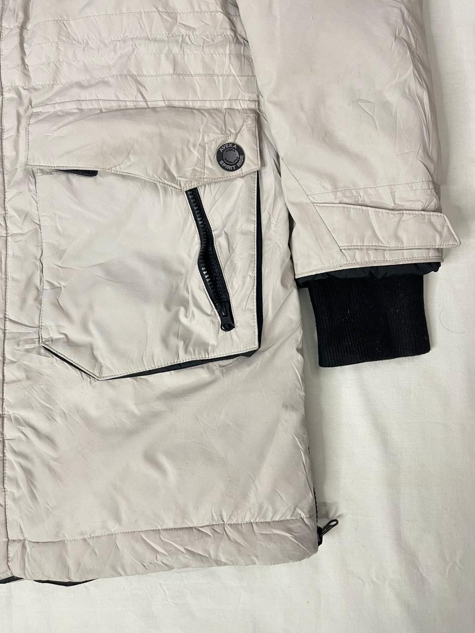 AVEKA Heavy Duty Outdoor Jacket – Large (Men’s)