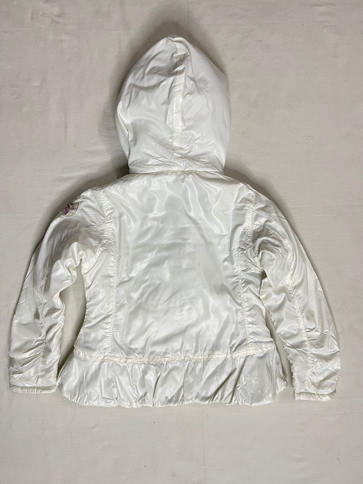 Calvin Klein Jeans Girls Hooded Jacket – White (4–5 Years)