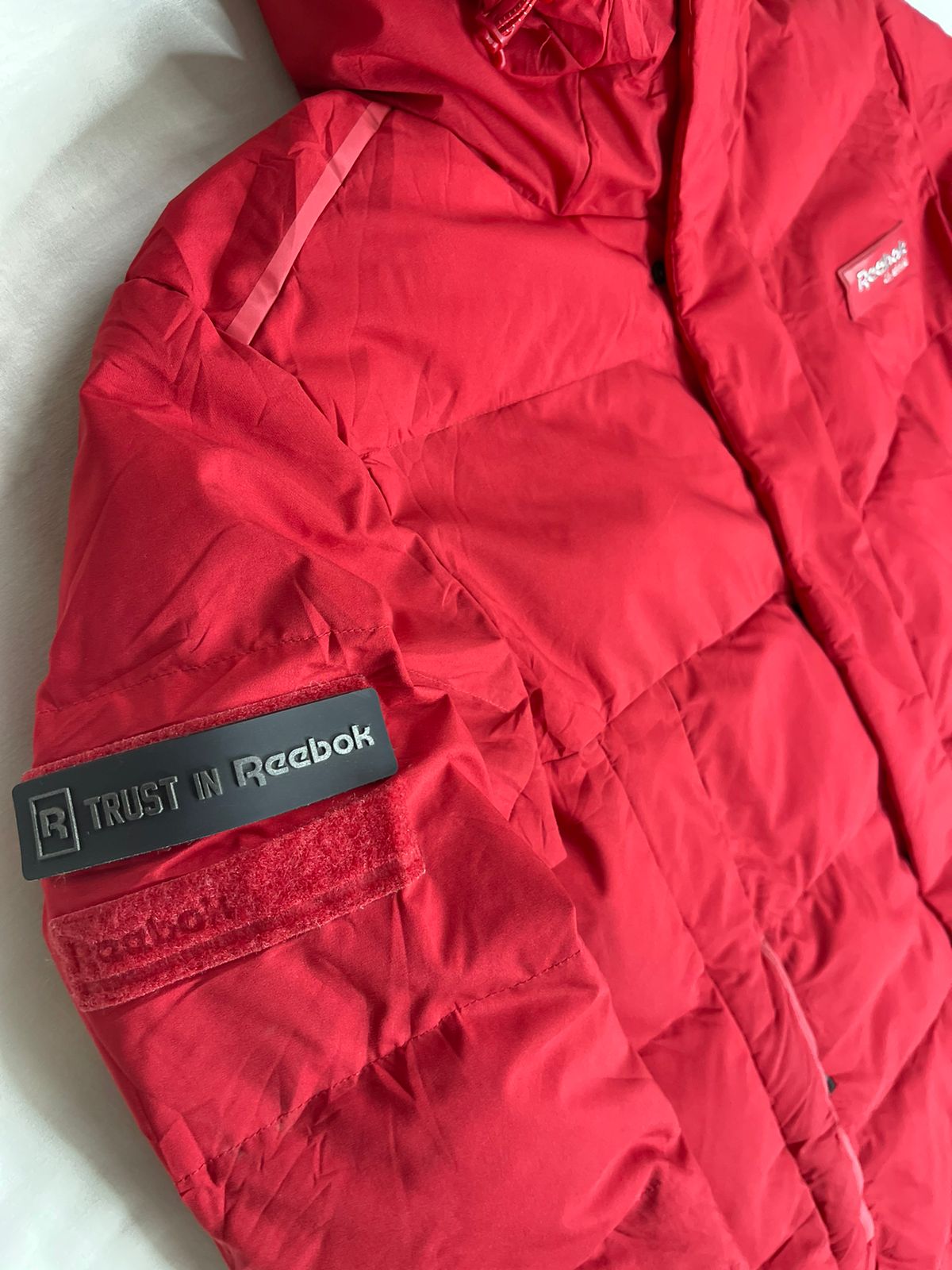 REEBOK Long Down Jacket – Red (Unisex M)