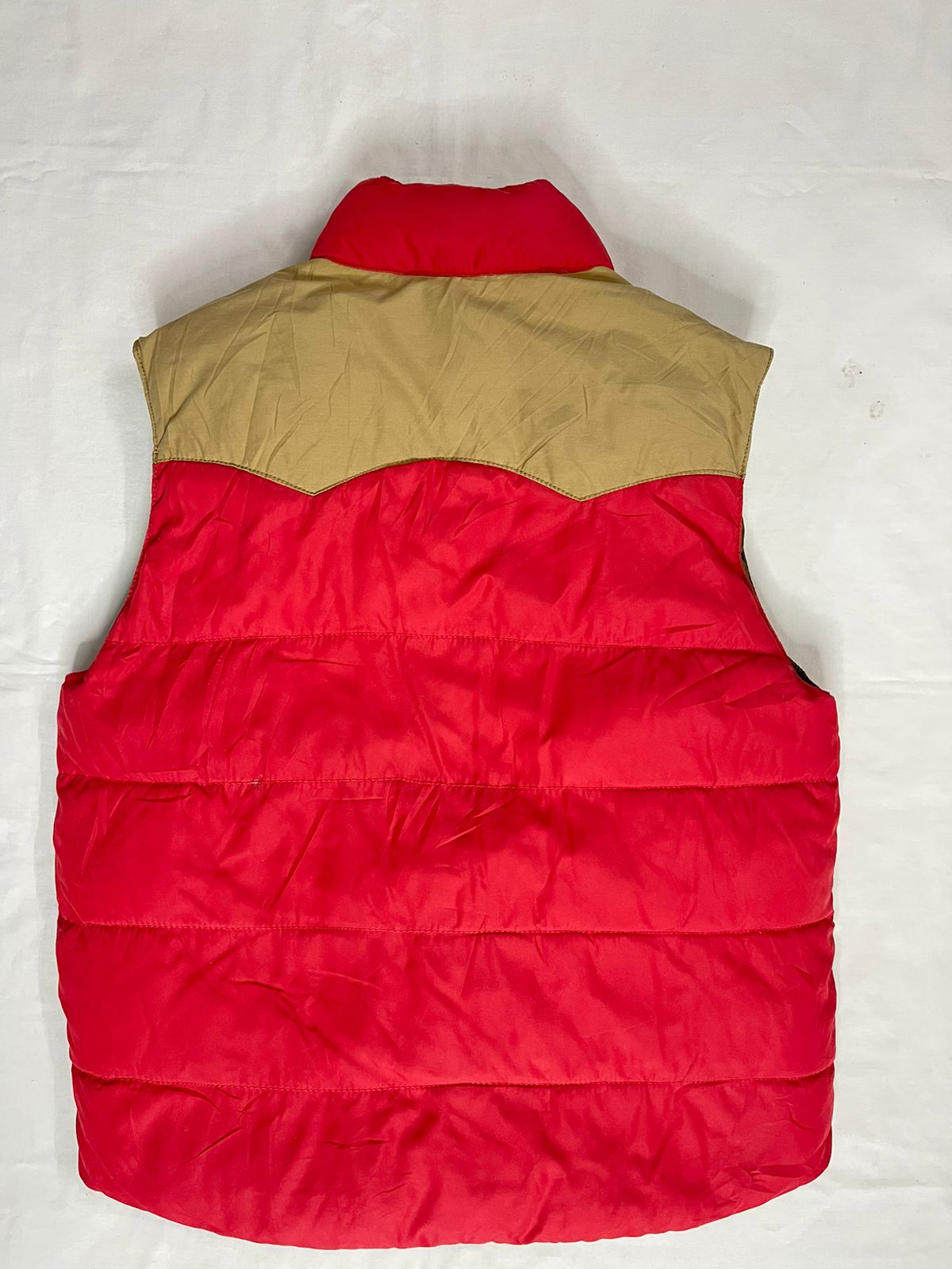 OUTING CLUB Reversible Sleeveless Jacket – Unisex Medium