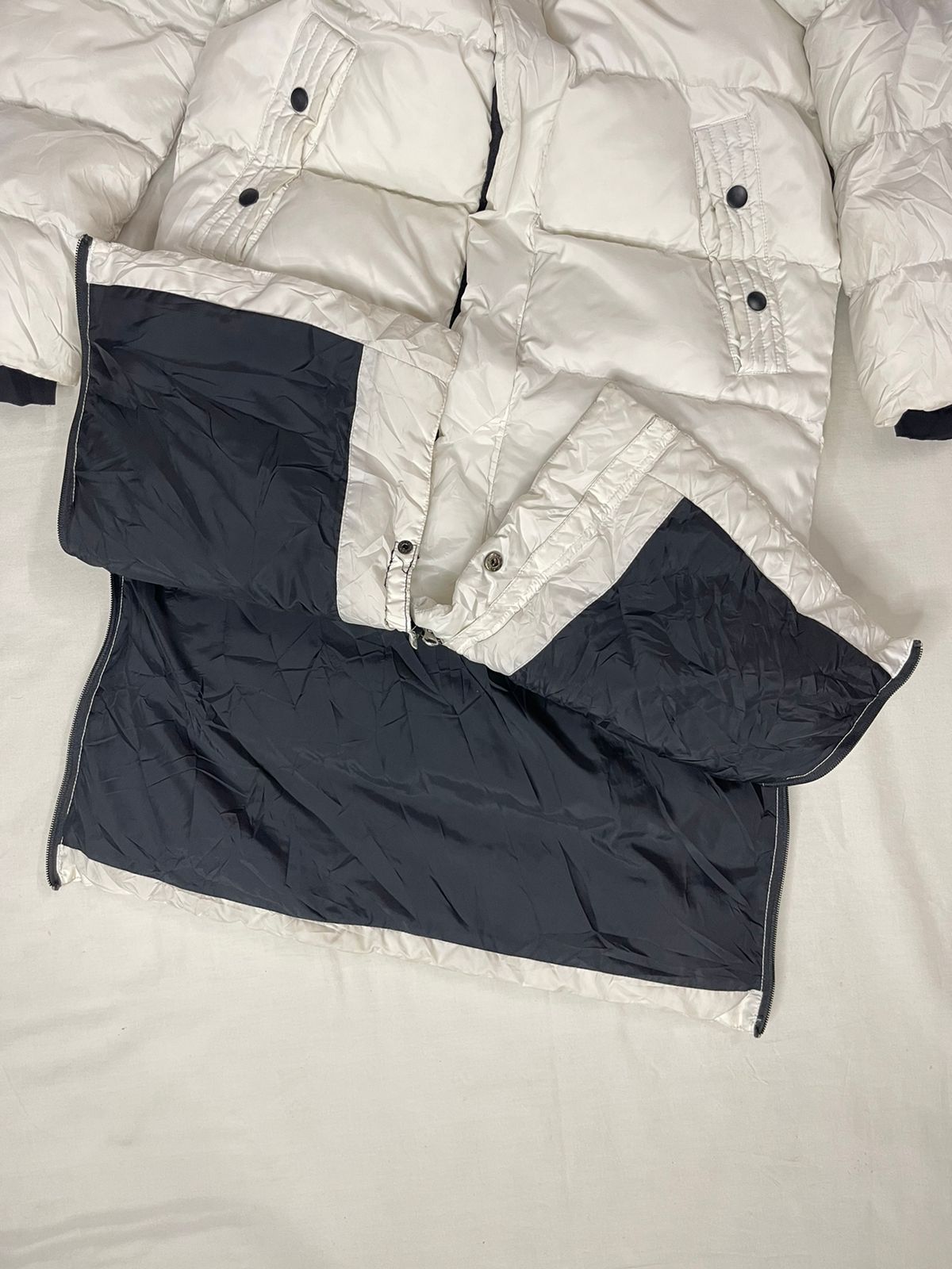 LEVI'S Long Puffer Jacket – White (Unisex XS)