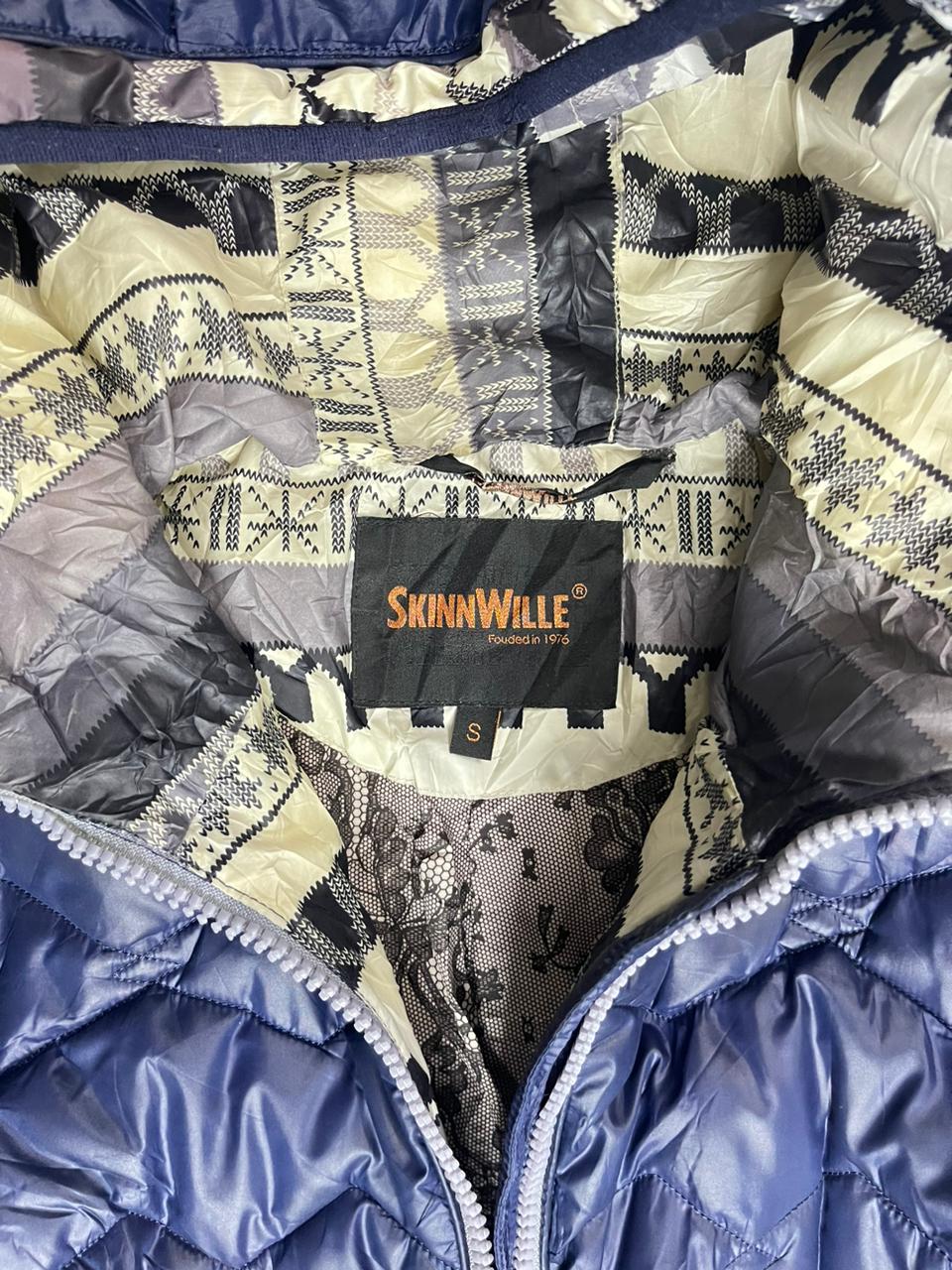 SKINNWILLE Fancy Long Jacket – Blue Multi-Print (Small)