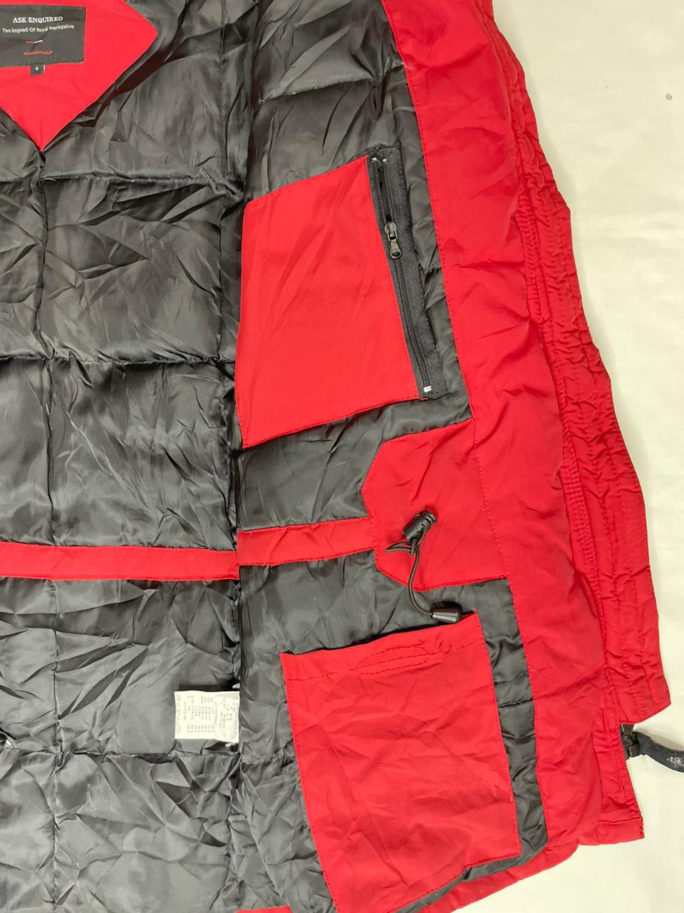 ASK ENQUIRED Hooded Puffer Jacket – Red (Men’s M)