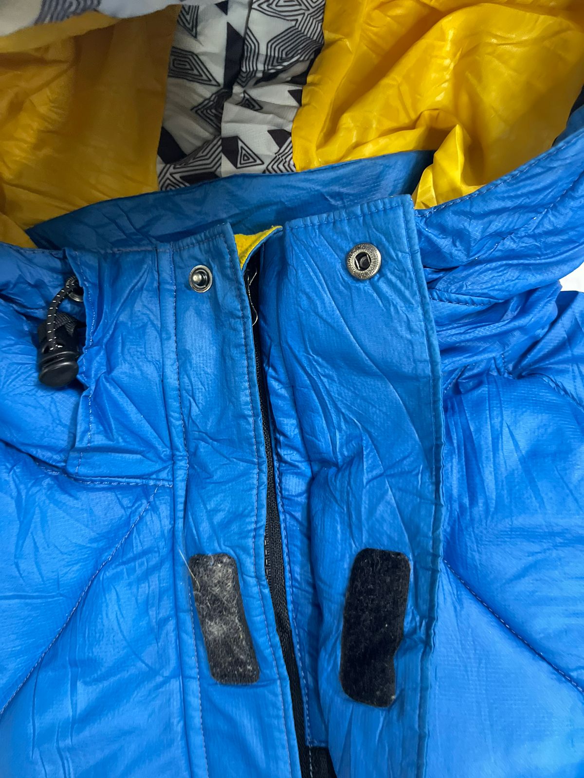SUGA POINT Down Jacket – Blue/Yellow – Men’s M