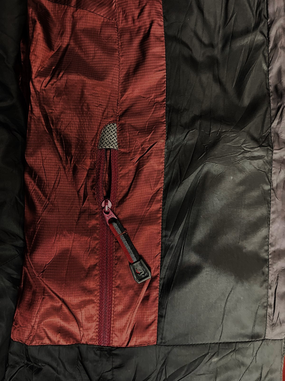 BLACK YAK Hooded Bomber Jacket – Black × Dark Champagne (Unisex M)