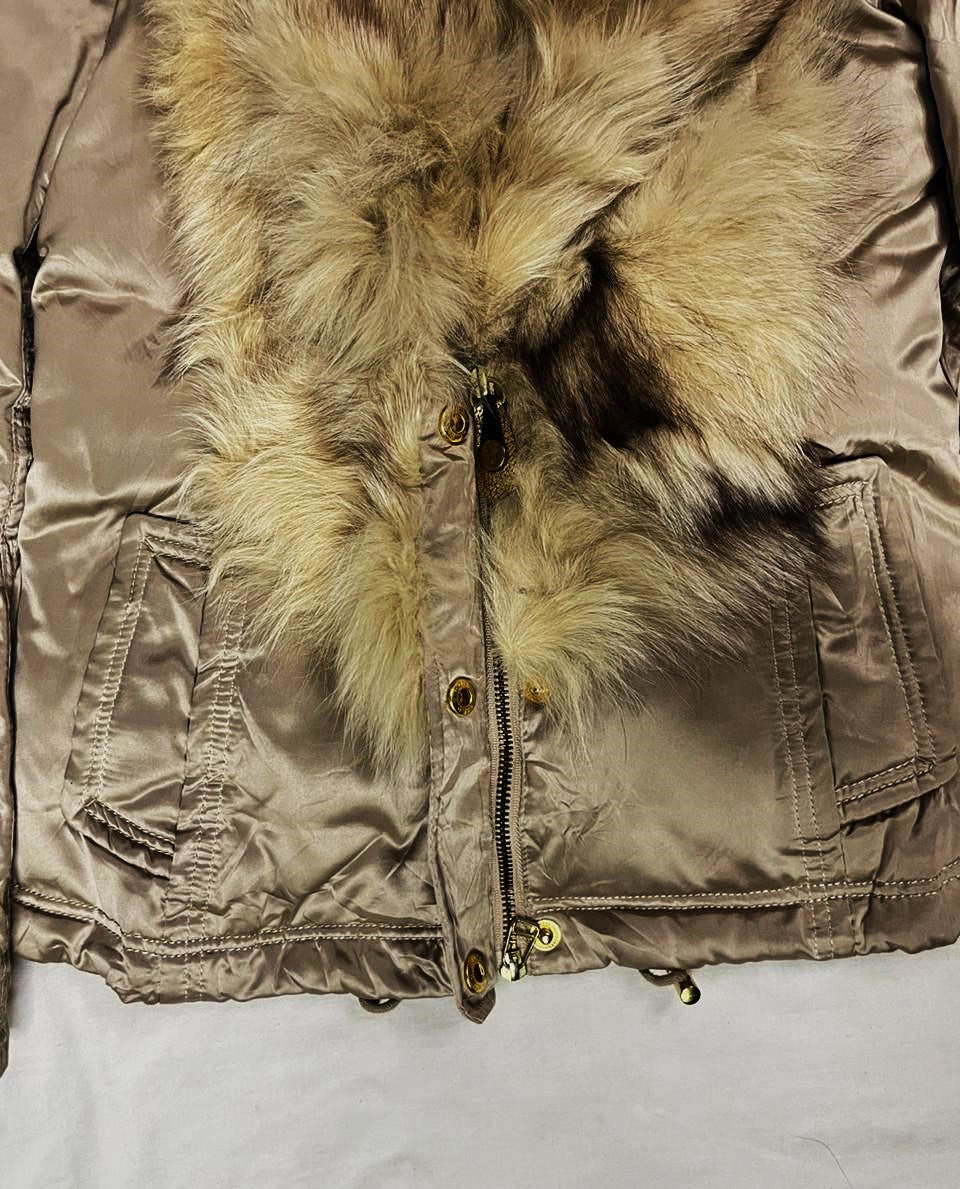 Women’s Premium Grey-Silver Coat with Blonde Fox Fur Collar – Size Medium