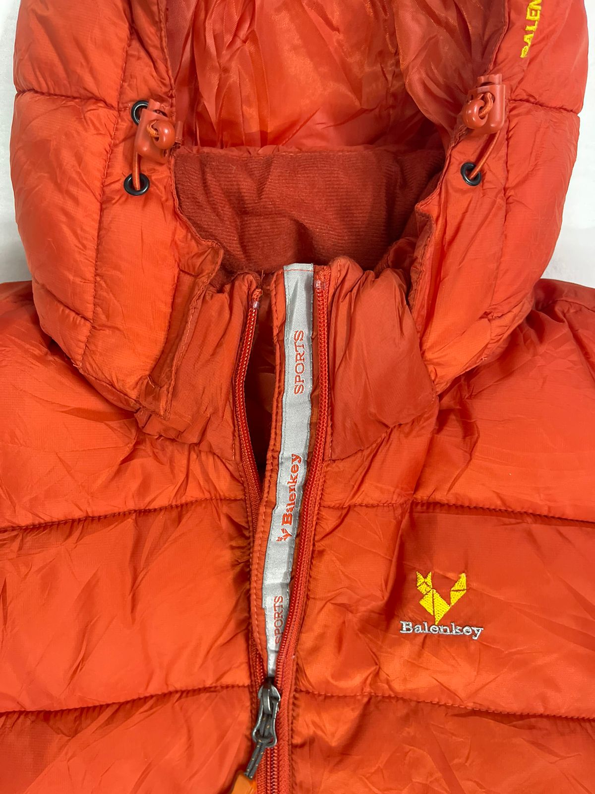 BALENKEY Hooded Puffer Jacket – Orange – Kids M (Unisex)