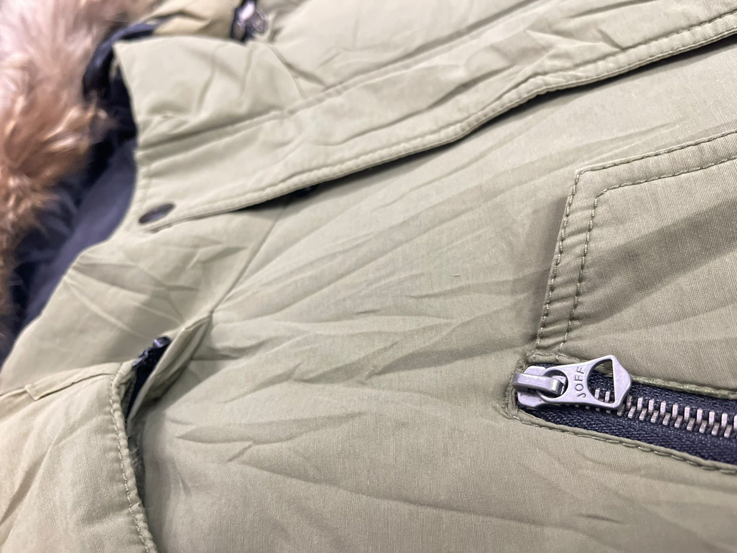 Men’s Premium Puffer Jacket – Green/Black – Size M